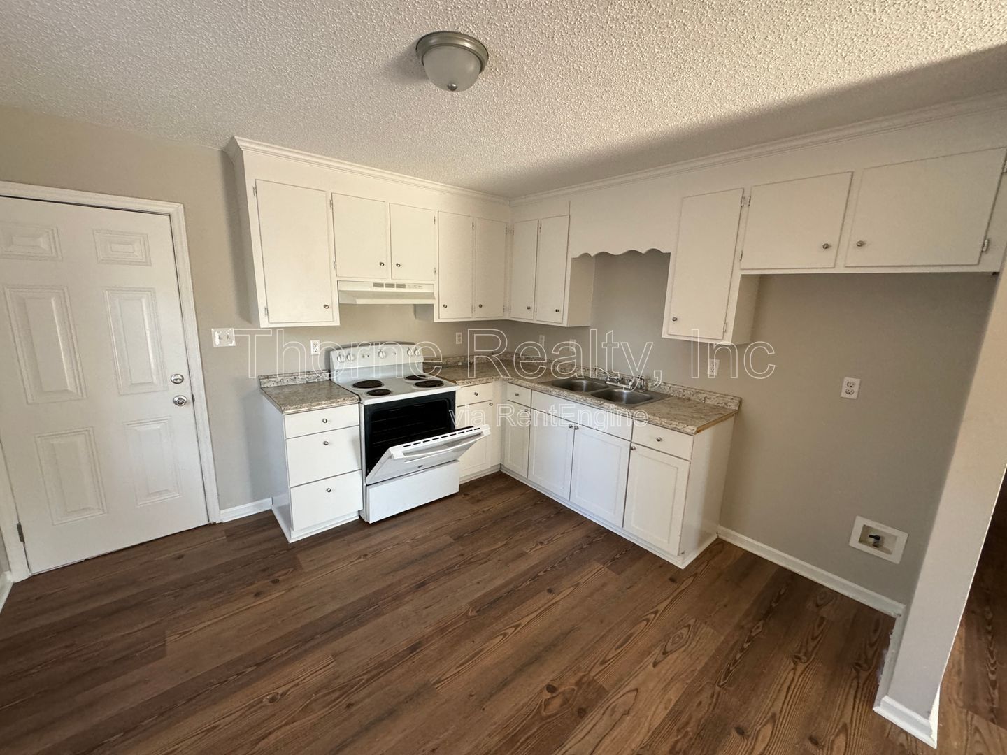 3 Bedroom House In Hillsdale property image