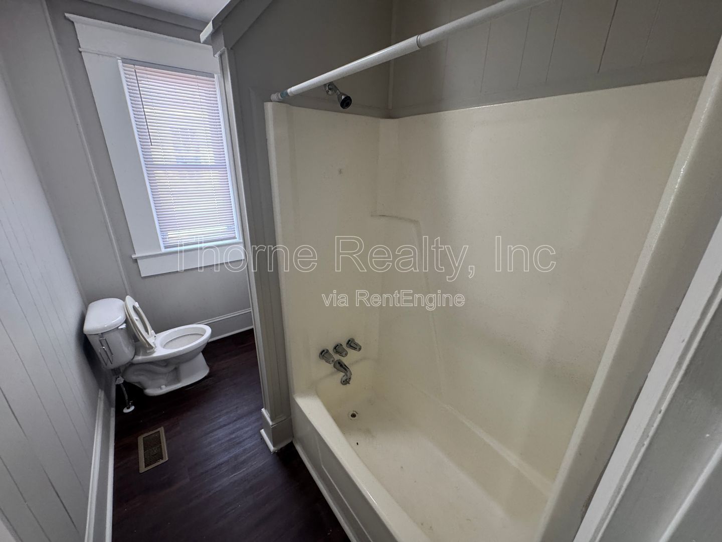 2 Bedroom Duplex - Move In Special property image
