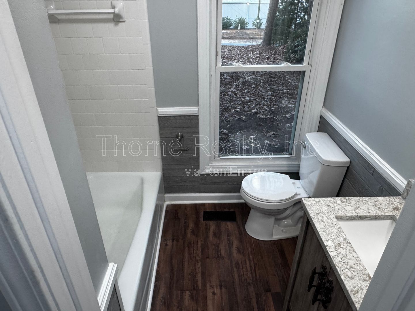 Modern 3BR / 2.5BA Home with Granite Kitchen, Loft and Storage property image