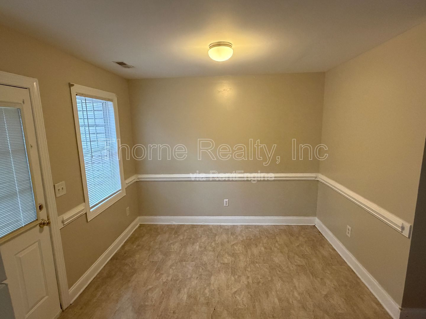 3 Bedroom with 2 Full Baths and Large Yard property image