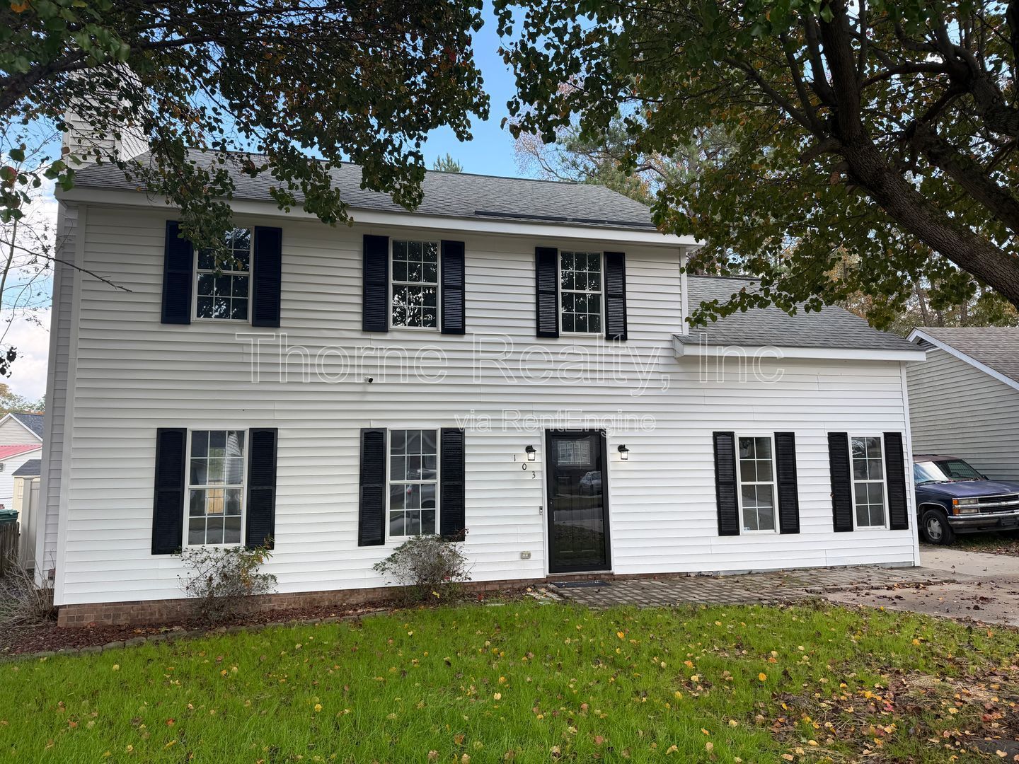 Remodeled bathrooms, new kitchen in this Nashville beauty - REDUCED!! property image