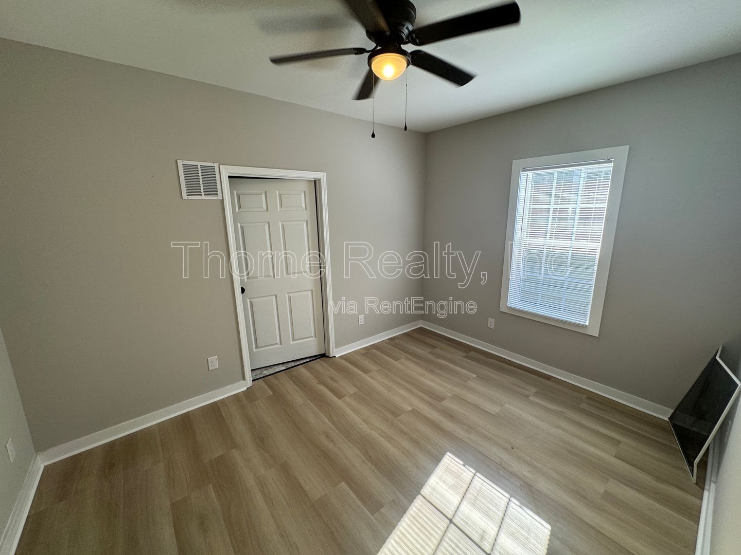 Like New 1 Bedroom Duplex - Walk to Rocky Mount Mills property image