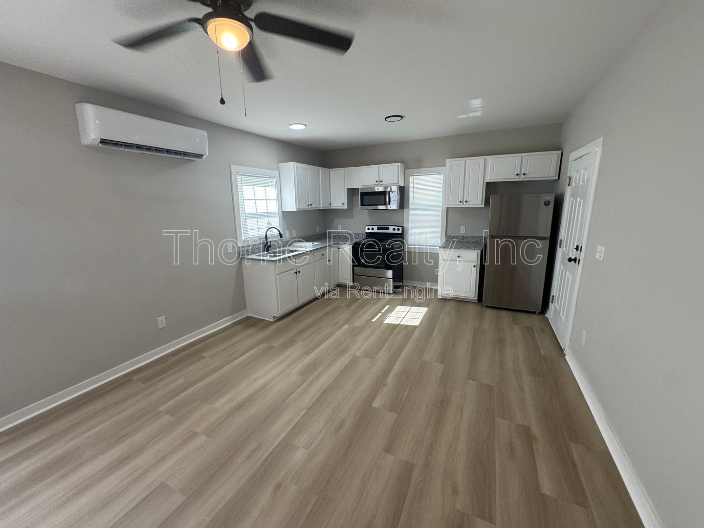 Like New 1 Bedroom Duplex - Walk to Rocky Mount Mills property image