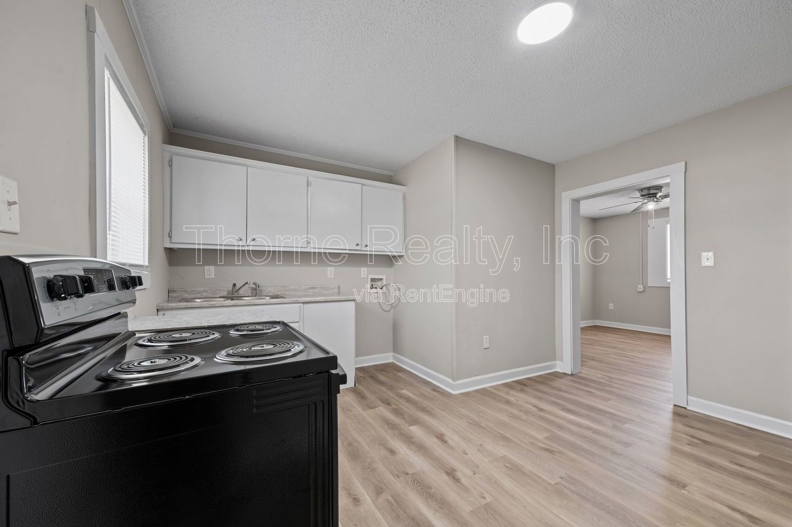 Newly Renovated 2 Bedroom Apartment - Vouchers Accepted property image