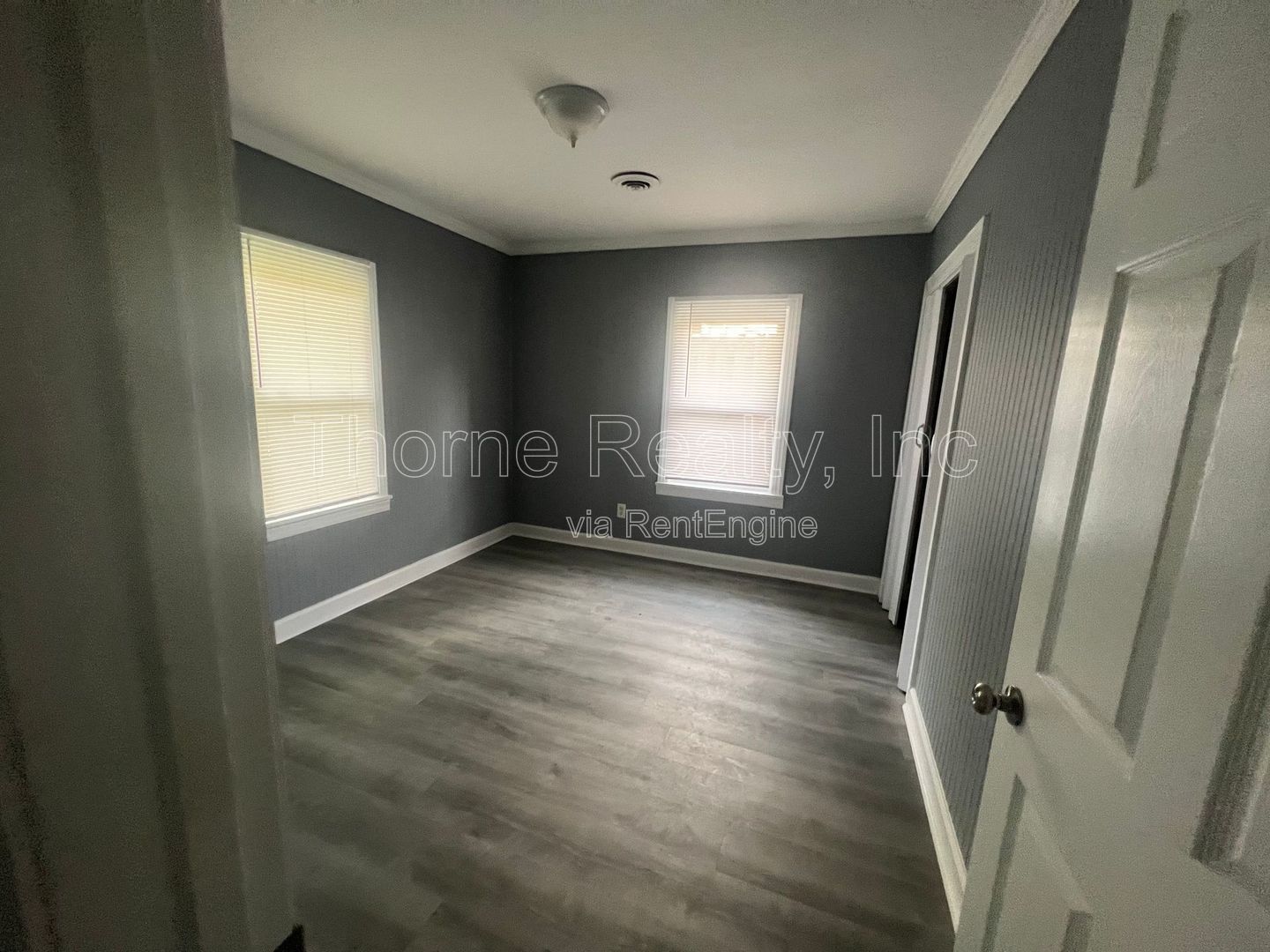 2 Bed / 1 Bath Duplex Apartment property image