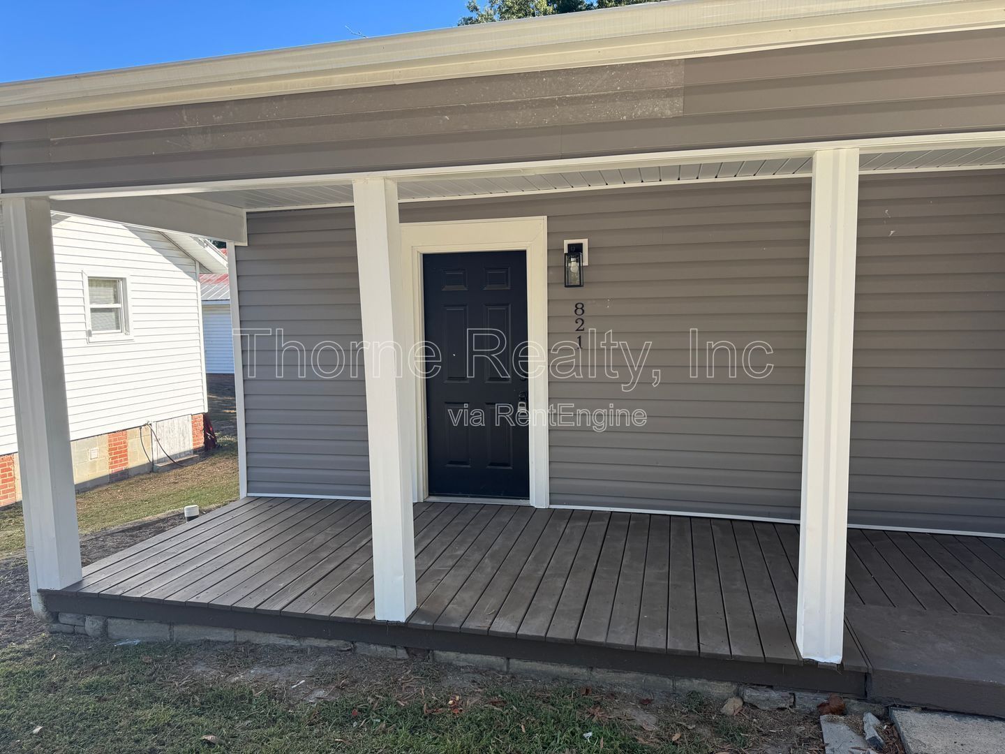 Like New 1 Bedroom Duplex - Walk to Rocky Mount Mills property image