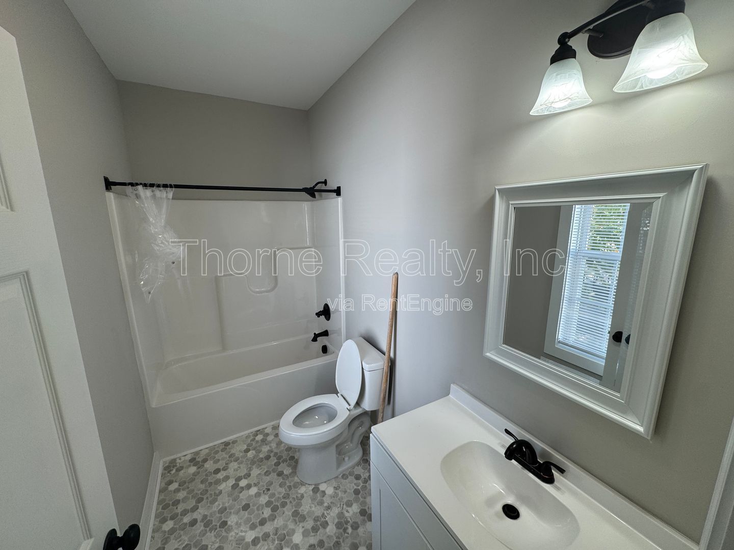 Like New 1 Bedroom Duplex - Walk to Rocky Mount Mills property image