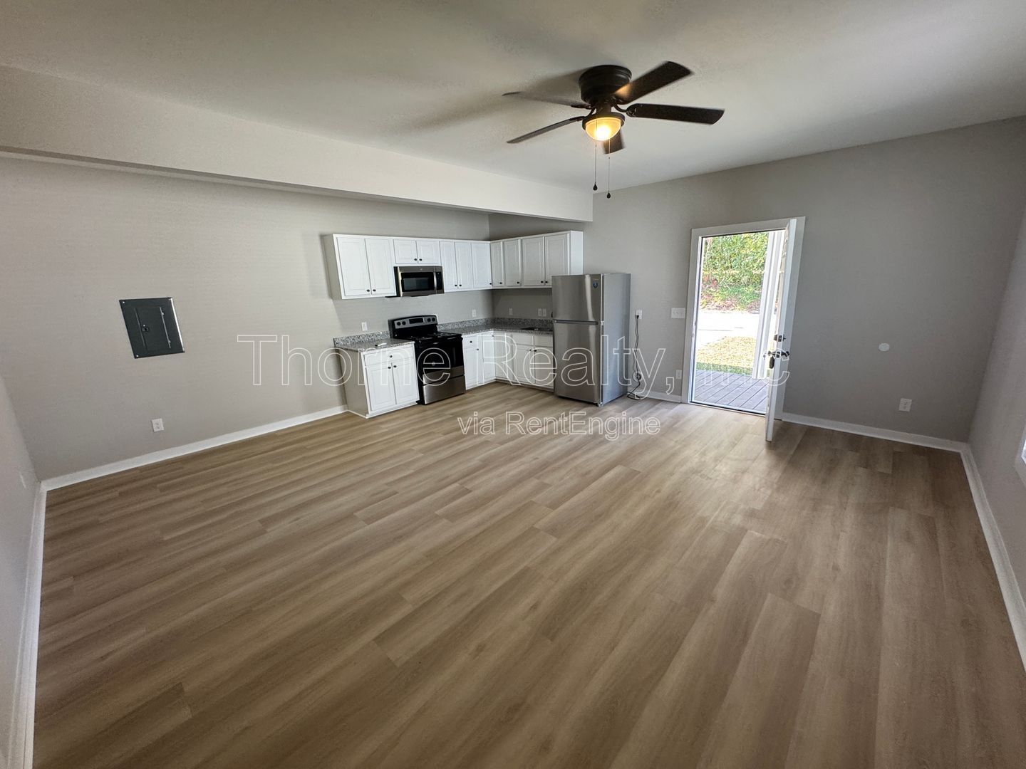 Like New 1 Bedroom Duplex - Walk to Rocky Mount Mills property image