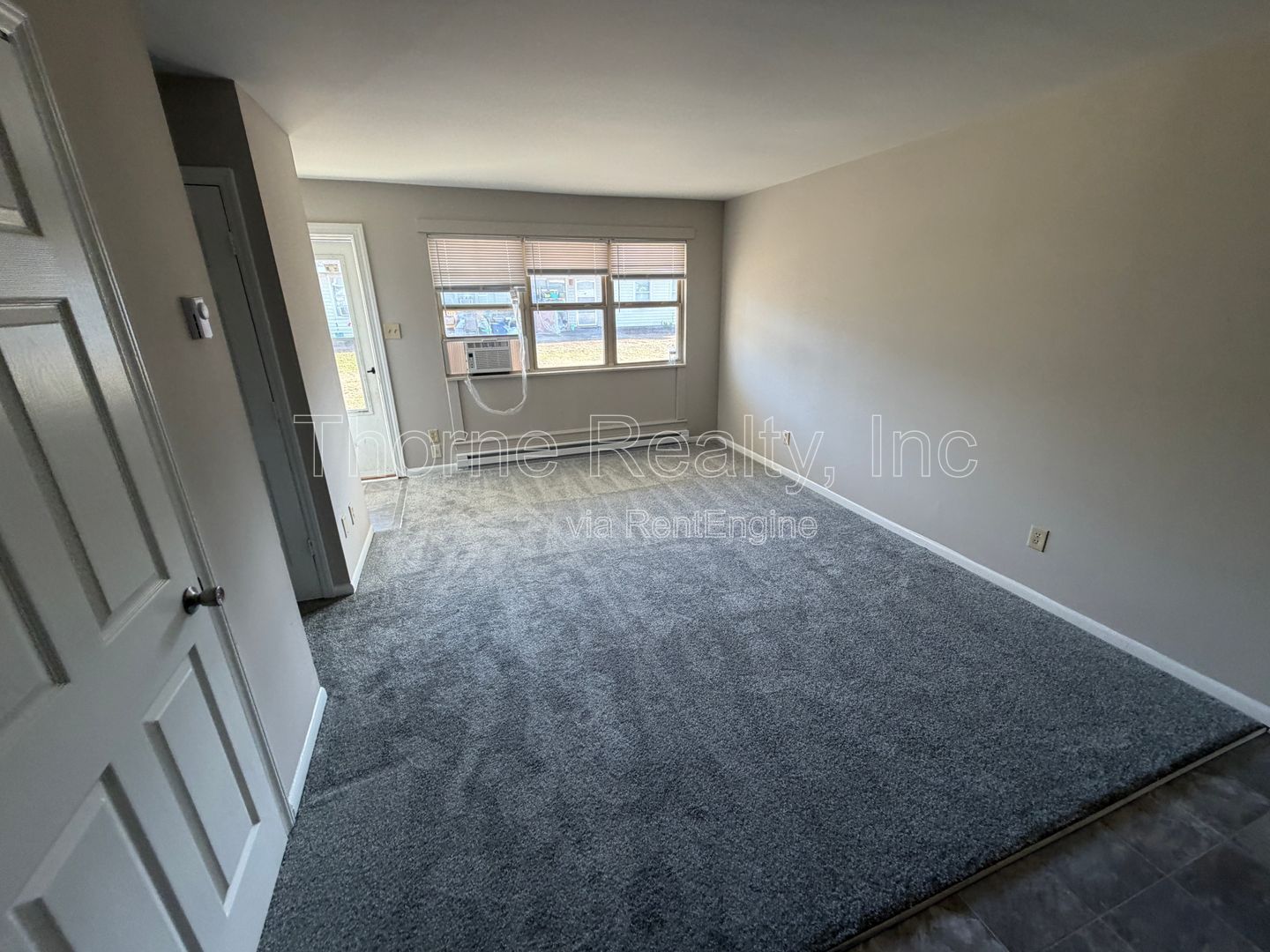 Water, sewer, trash & lawn maintenance INCLUDED property image