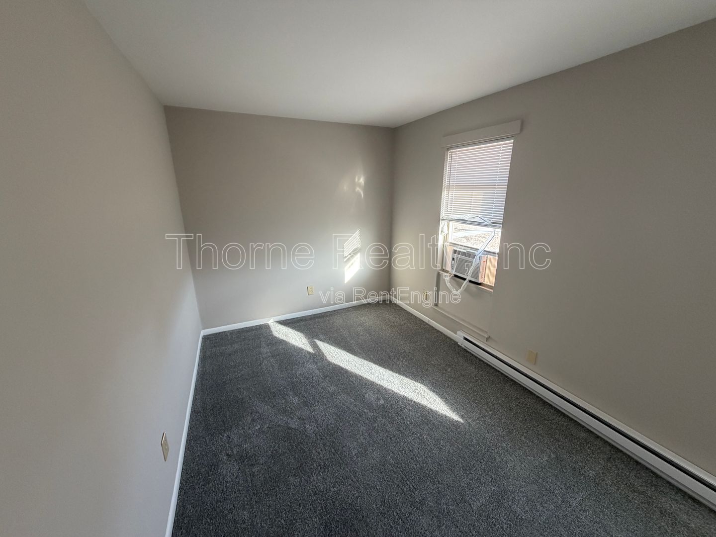 Water, sewer, trash & lawn maintenance INCLUDED property image