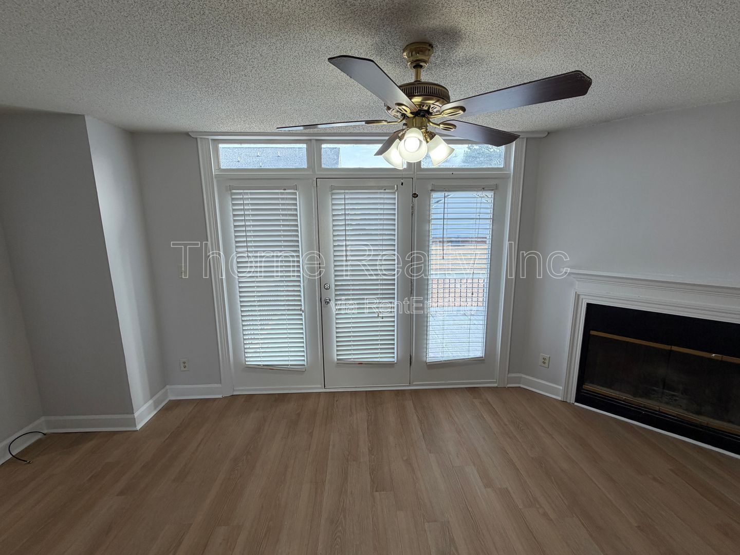 3 Bedroom Townhome in Sagewood - Central location, Granite Countertops and Stainless Appliances property image