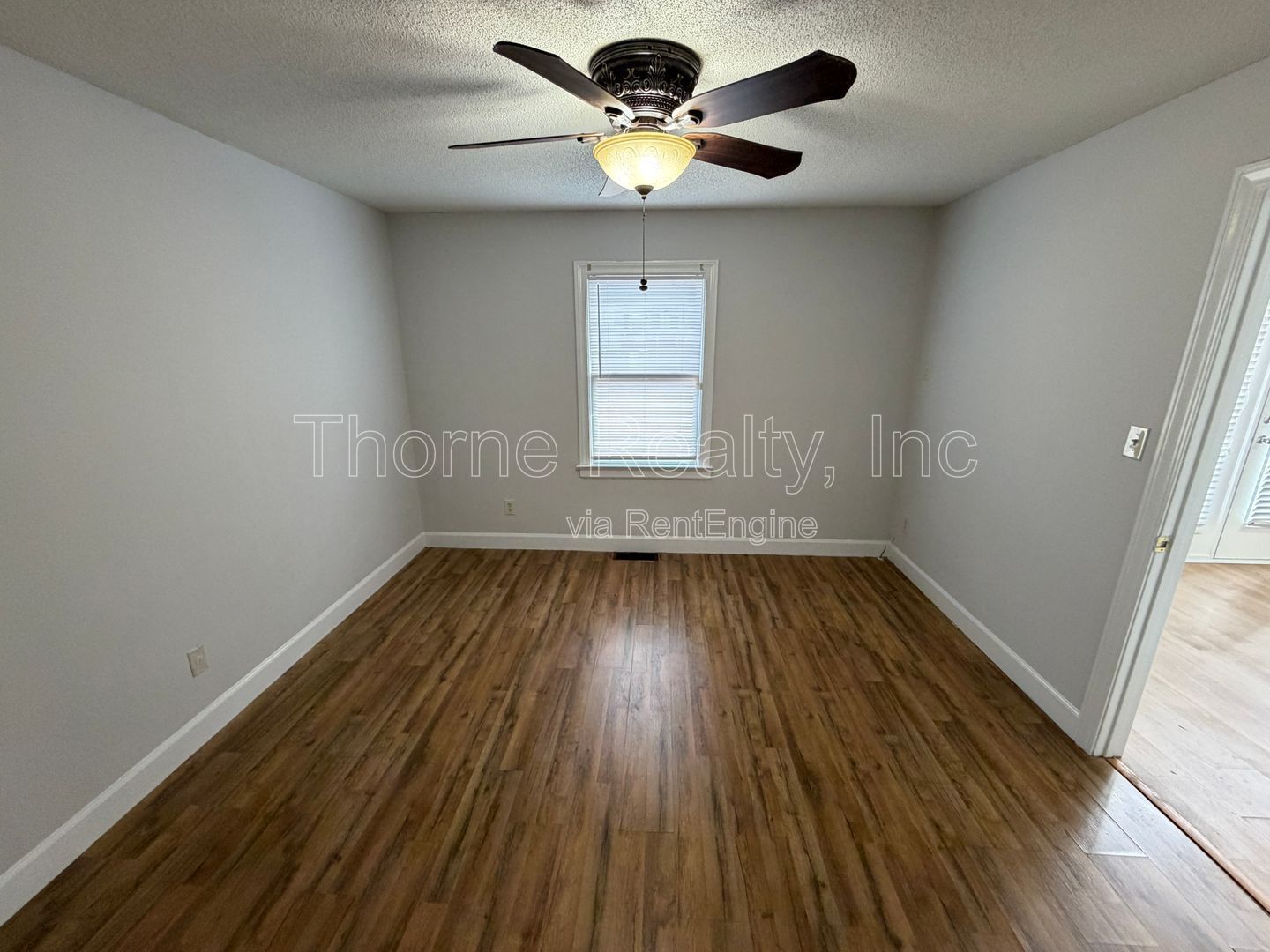 3 Bedroom Townhome in Sagewood - Central location, Granite Countertops and Stainless Appliances property image