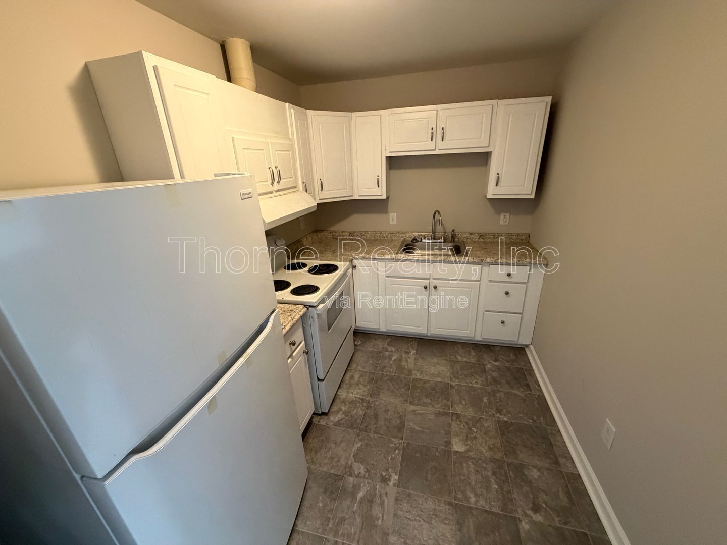3 Bedroom Remodeled Apartment Over $100 per month in paid for utilities INCLUDED property image