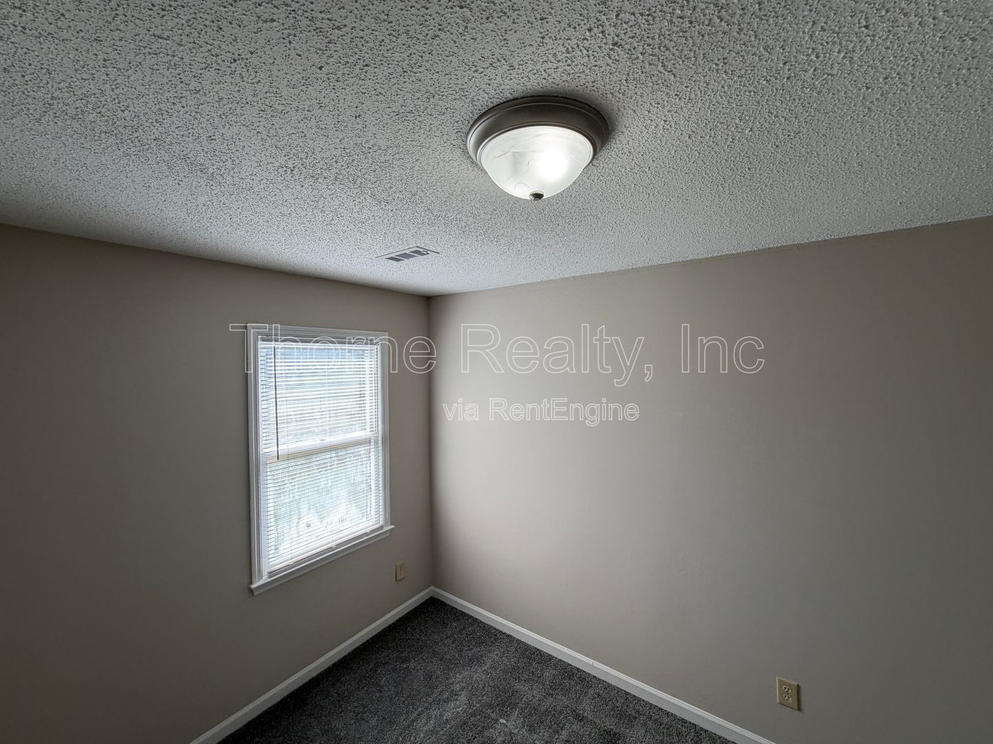 Townhome near Pizza Inn property image