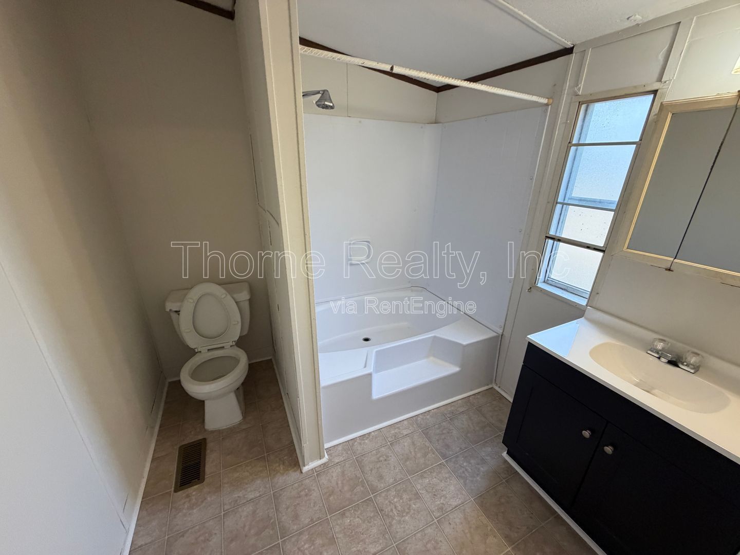 2 Bedroom Singlewide in Hilltop property image