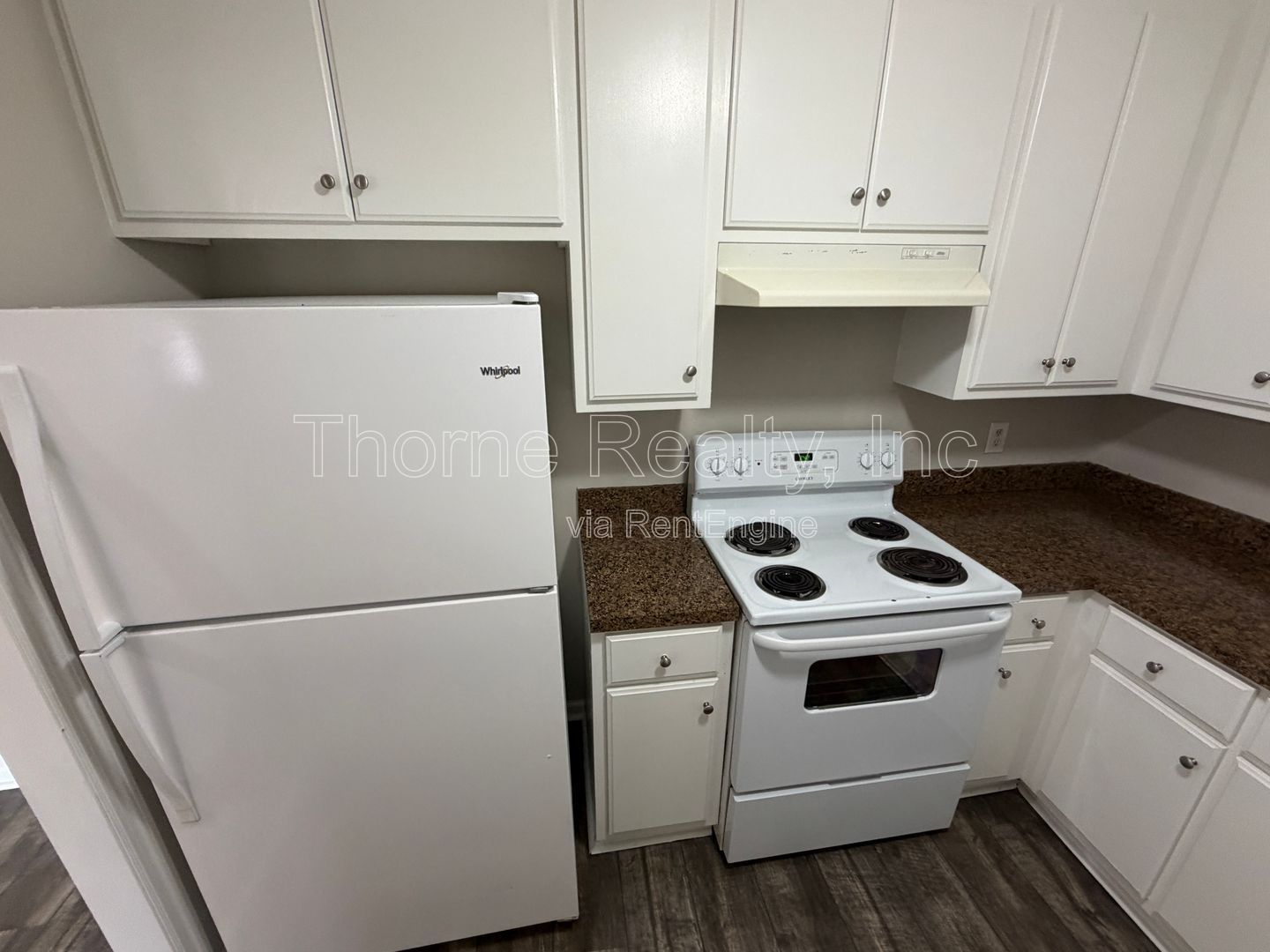 Renovated 3 Bedroom Apartment - Water, Sewer & Trash INCLUDED property image