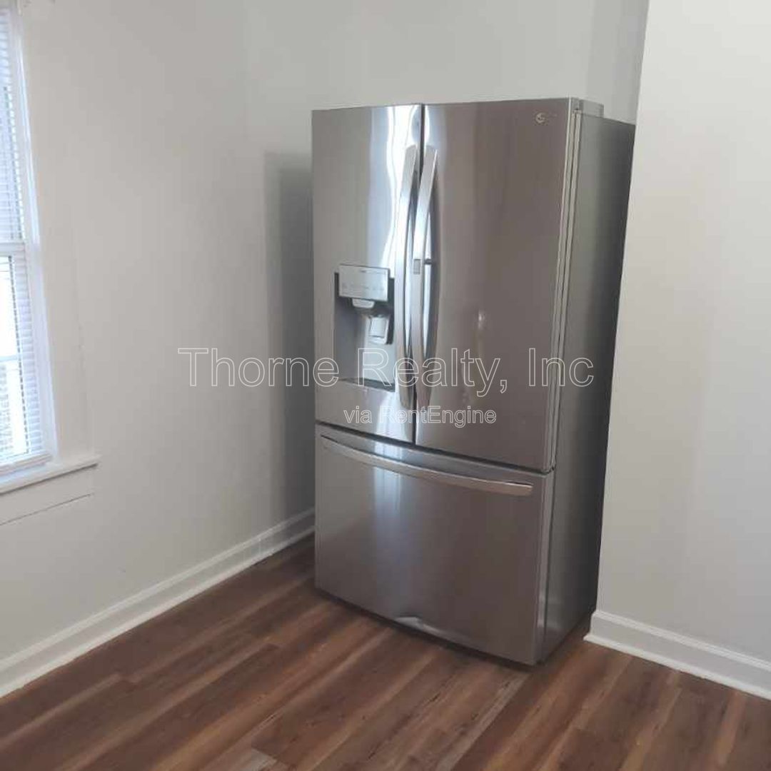 2 Bedroom House - Beautiful Renovation - No Access to Surrounding Farmlands! property image