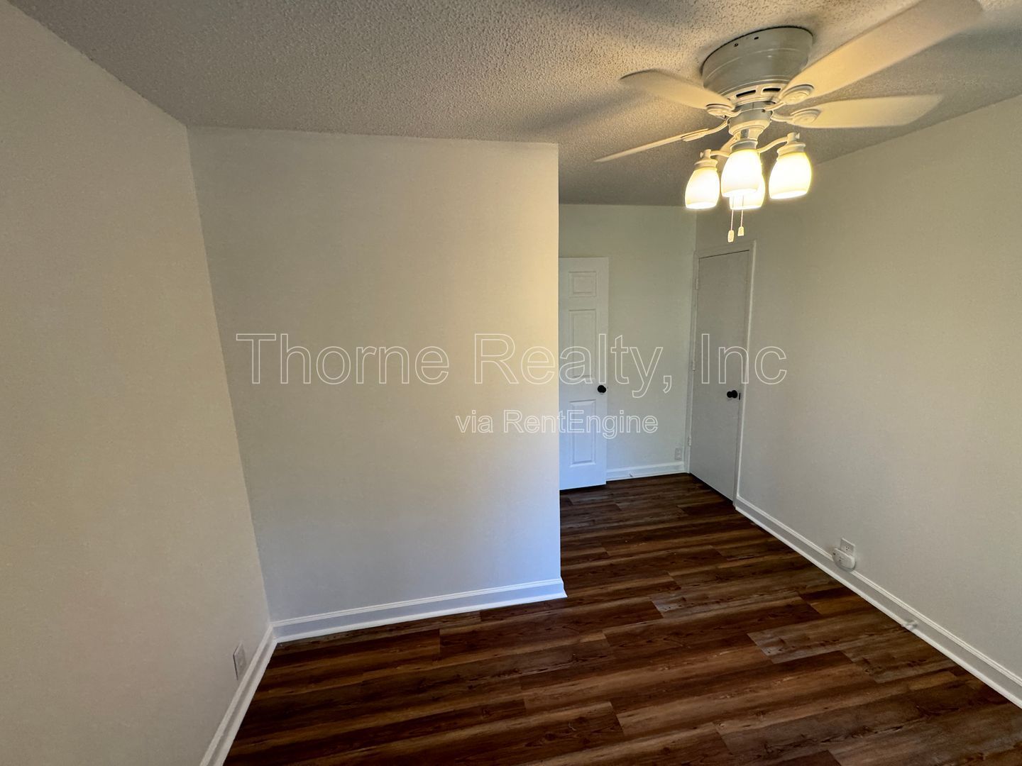 2 Bedroom House - Beautiful Renovation - No Access to Surrounding Farmlands! property image