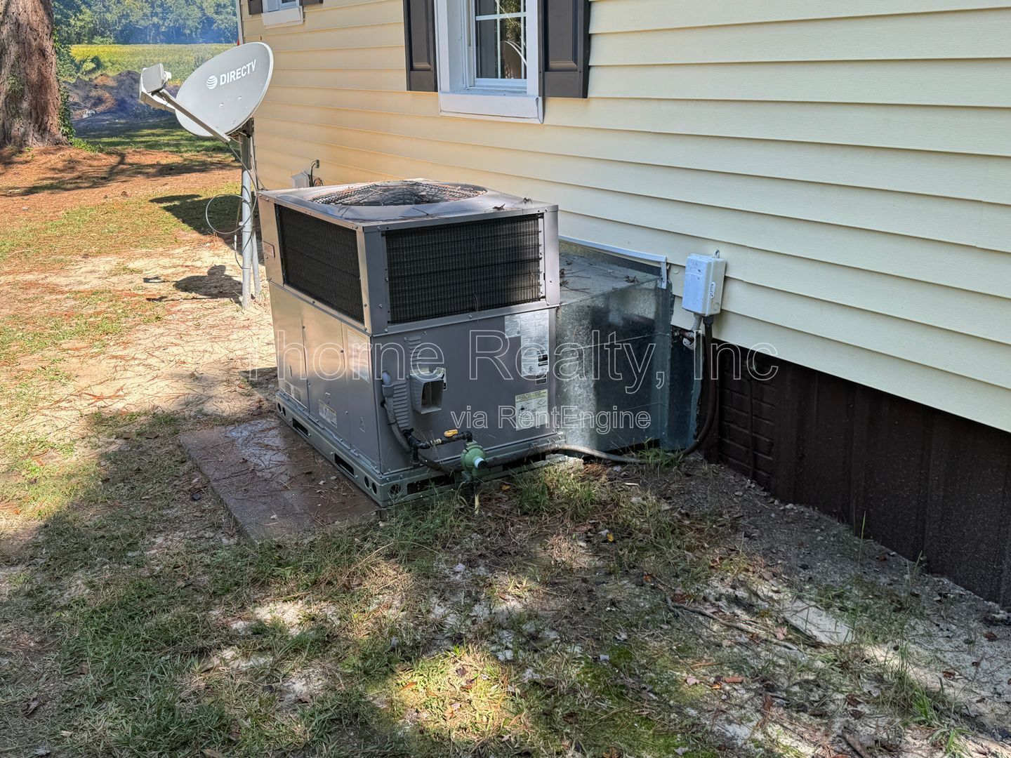 2 Bedroom House - Beautiful Renovation - No Access to Surrounding Farmlands! property image