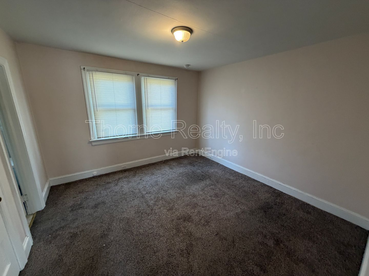 1 Bedroom Duplex Apartment - Steps from Western Ave Park & Rocky Mount Middle School property image