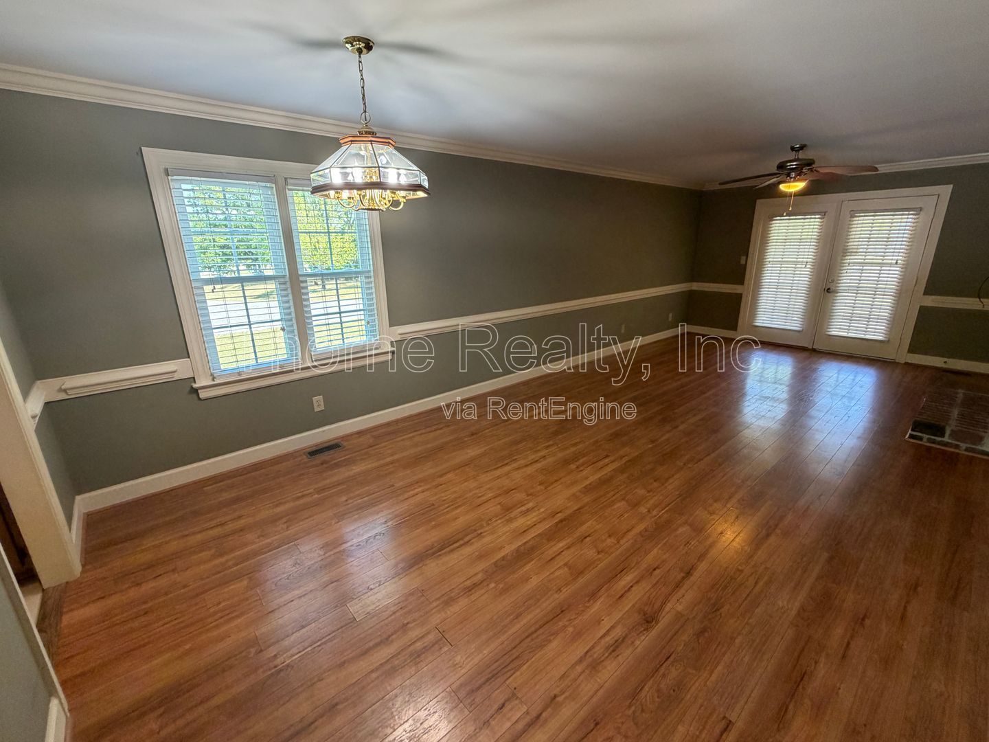 2 Bedroom Townhome in Summerfield - End unit with Screened Porch! property image
