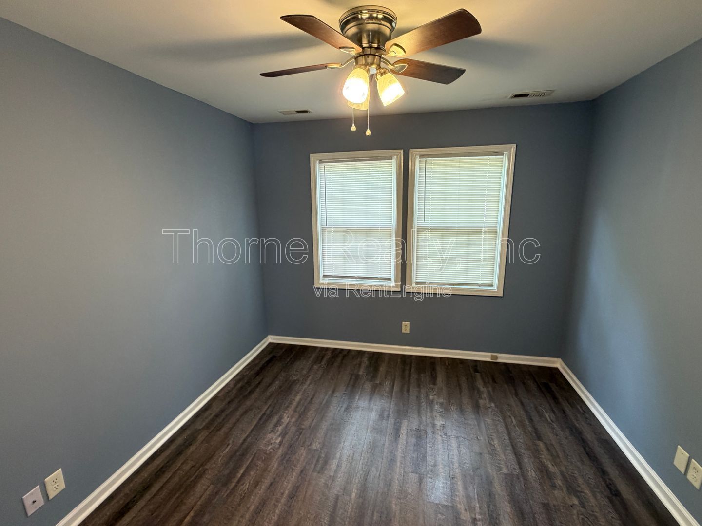 1 Bedroom Renovated Apartment **MOVE IN SPECIAL: $100 OFF FIRST MONTHS RENT** property image