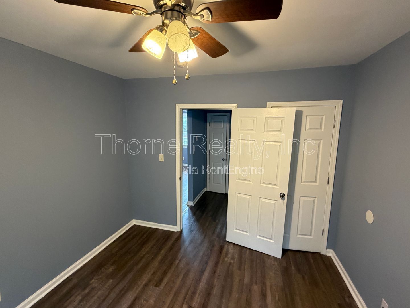 1 Bedroom Renovated Apartment **MOVE IN SPECIAL: $100 OFF FIRST MONTHS RENT** property image