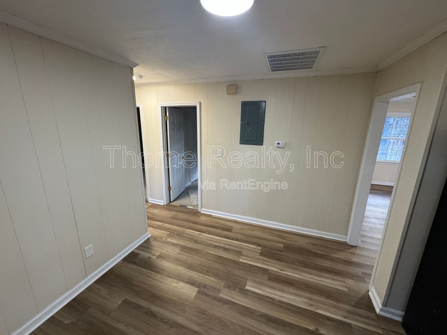 Remodeled 3 Bedroom Brick House property image