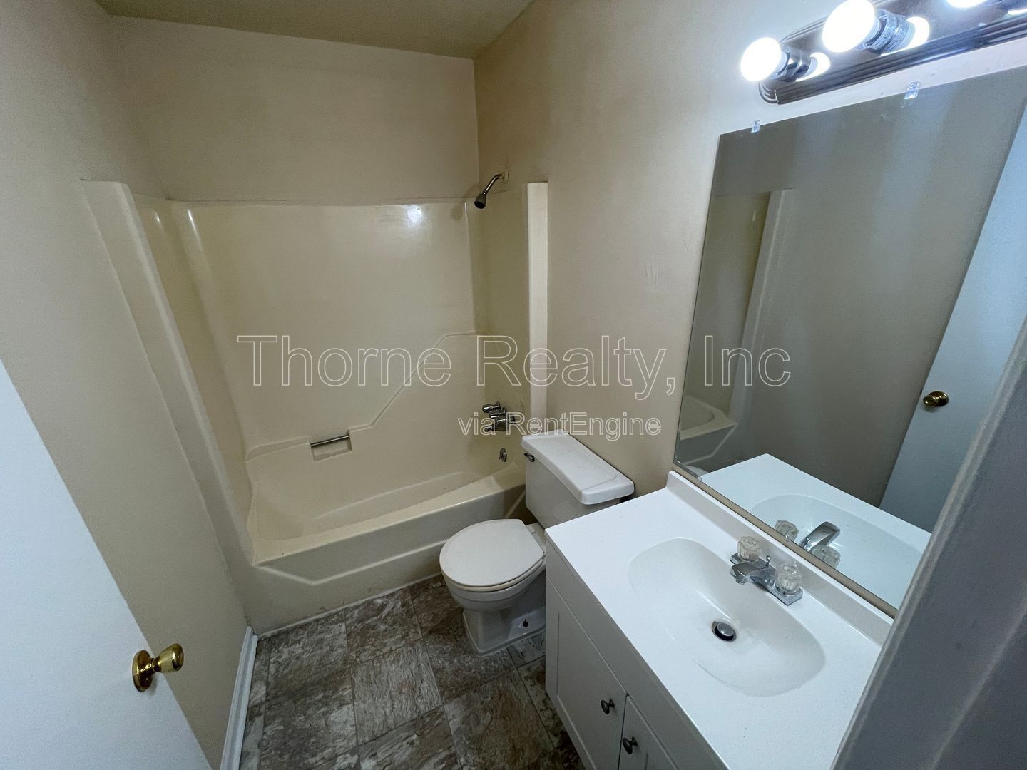 2 Bedroom Duplex Apartment property image