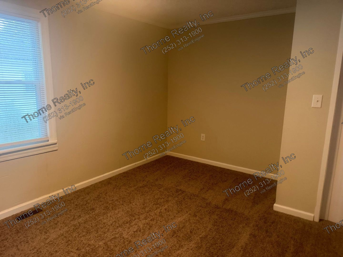 Single Family 3 Bedroom Home - Vouchers Accepted property image
