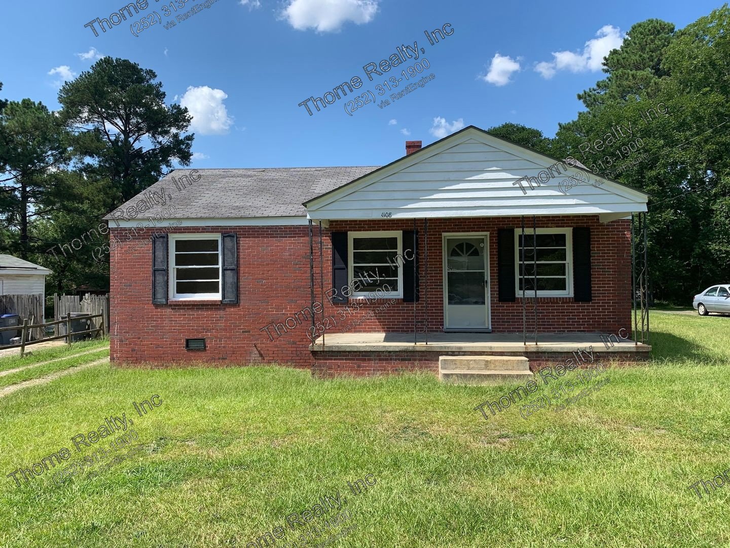 3 Bedroom Brick Home With Hardwood Floors property image