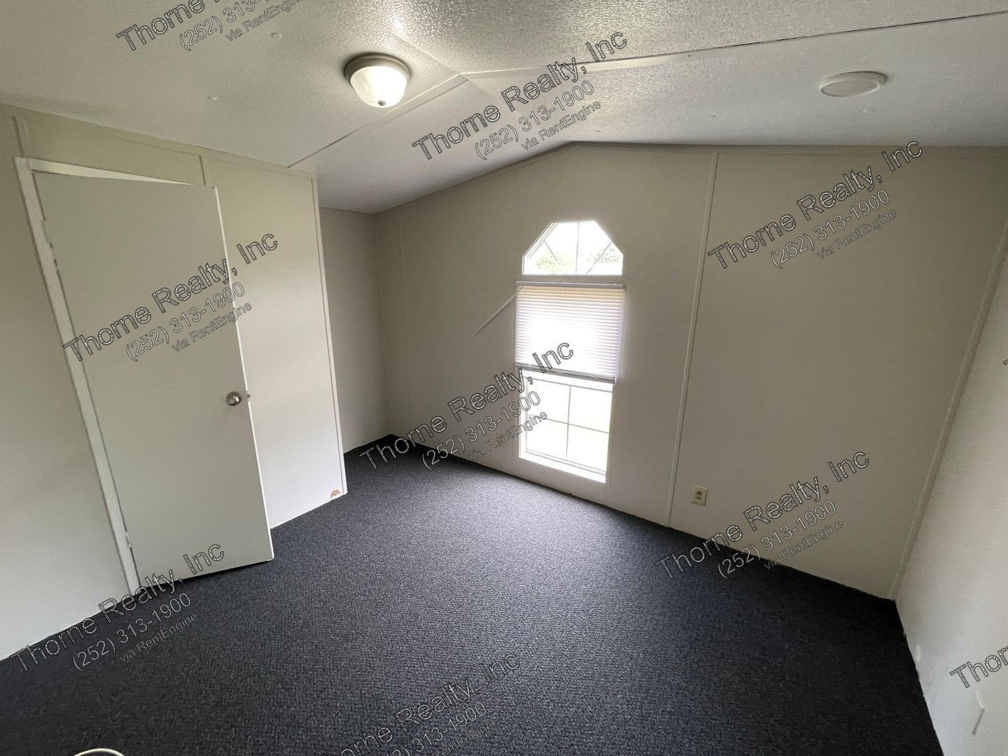 3 Bed / 2 Bath Singlewide off Hwy 33 East property image
