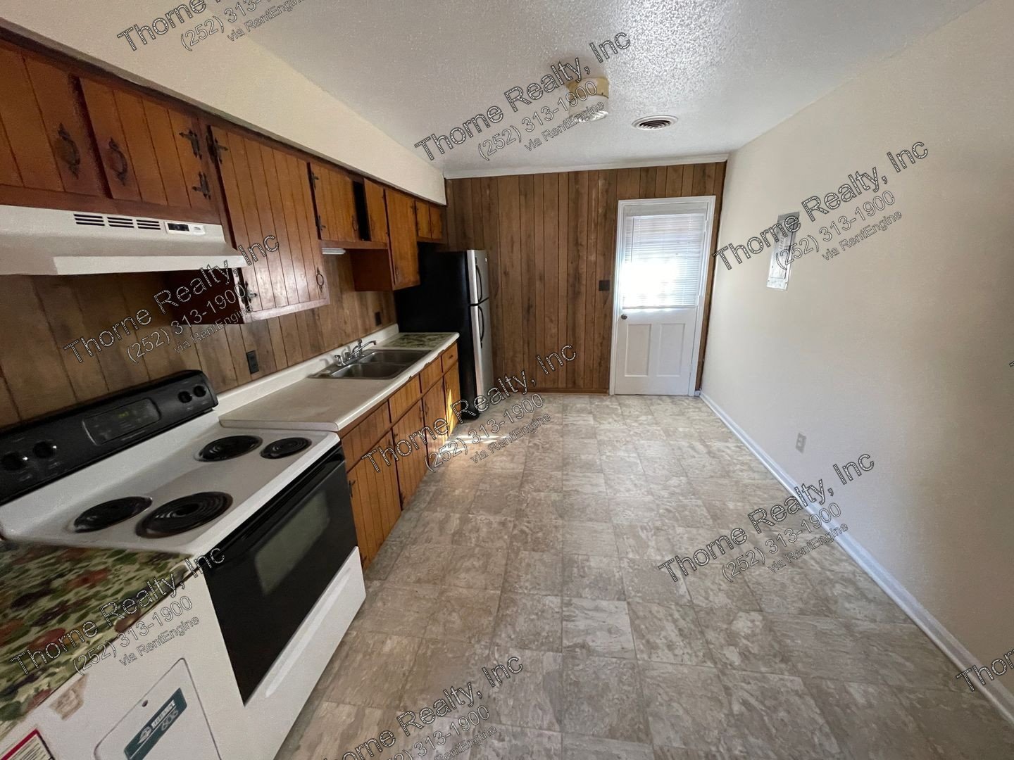 2 Bedroom Apartment - End Unit property image