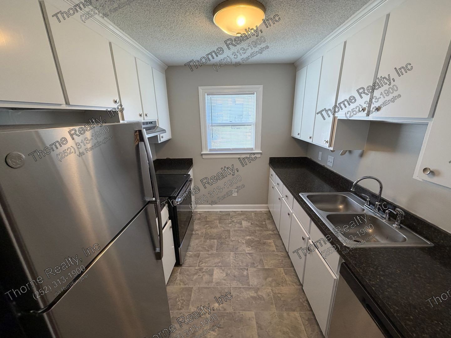 Beautiful Townhome in Sagewood - Possible 3rd bedroom loft upstairs! property image