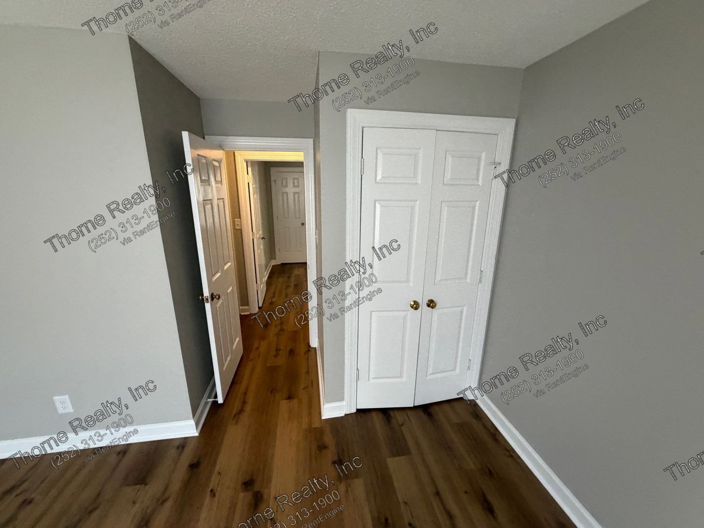 Beautiful Townhome in Sagewood - Possible 3rd bedroom loft upstairs! property image