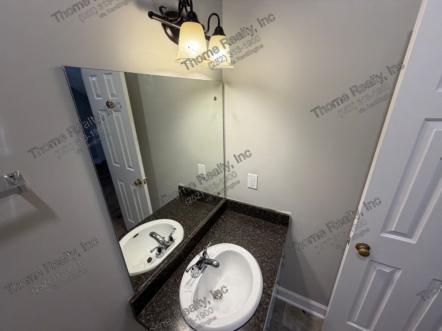 Beautiful Townhome in Sagewood - Possible 3rd bedroom loft upstairs! property image