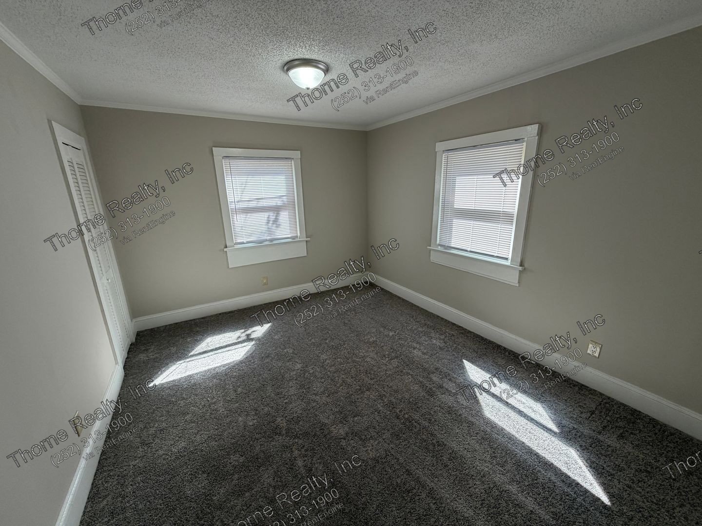 Renovated 2 Bedroom House - FREE MONTH RENT SPECIAL property image